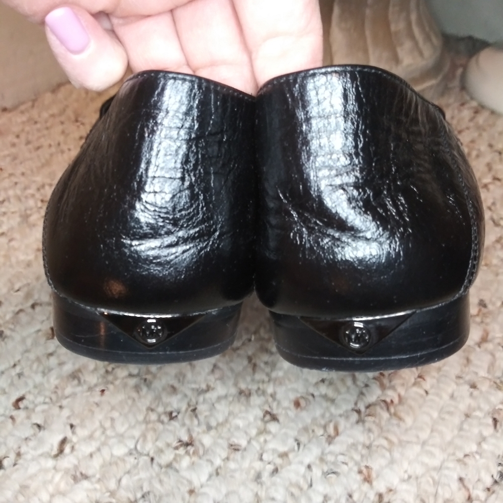 Michael Kors Lena Black Almond Toed Foldable Heel, Slip-On Loafers - Picture 4 of 9